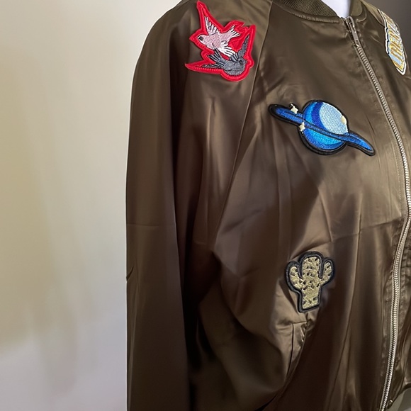 Bomber jacket - Picture 3 of 7